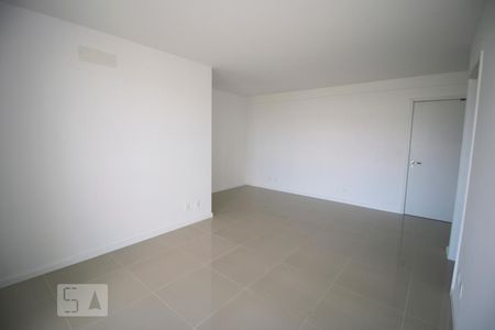 Apartamento à venda com 85m², 2 quartos e 1 vaga Apartamento à venda com 85m², 2 quartos e 1 vagaSala
