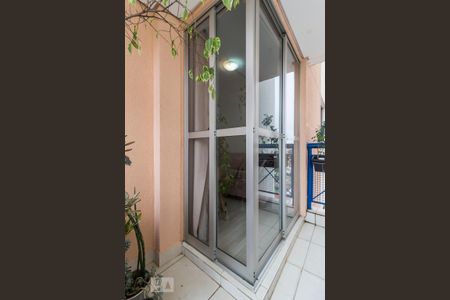 Sacada de apartamento para alugar com 2 quartos, 55m² em Vila Ipojuca, São Paulo