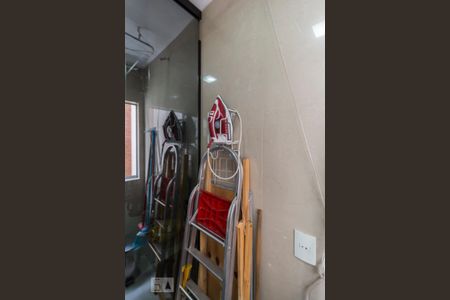 Área de serviço de apartamento para alugar com 2 quartos, 55m² em Vila Ipojuca, São Paulo
