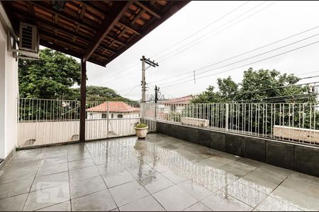 Casa à venda com 160m², 4 quartos e 2 vagasVaranda