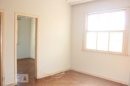 Sala de apartamento para alugar com 4 quartos, 140m² em Santa Tereza, Belo Horizonte