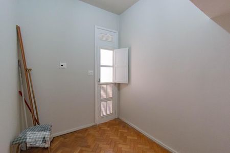 Apartamento para alugar com 160m², 3 quartos e 1 vagaQuarto de Serviço