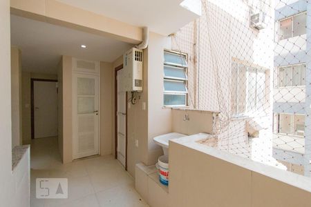 Apartamento para alugar com 160m², 3 quartos e 1 vagaÁrea de Serviço