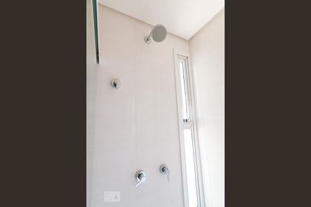 Apartamento para alugar com 75m², 3 quartos e 2 vagasBanheiro social - chuveiro
