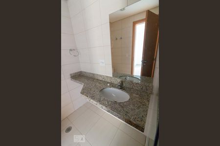 Apartamento para alugar com 75m², 3 quartos e 2 vagasBanheiro quarto 3 suíte
