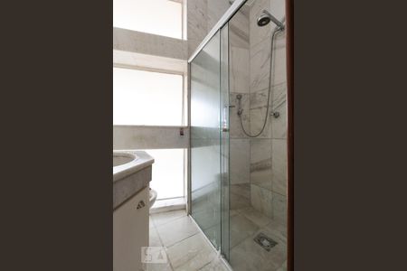 Apartamento à venda com 147m², 3 quartos e 2 vagas Apartamento à venda com 147m², 3 quartos e 2 vagasBanheiro suíte