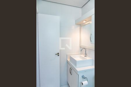 Apartamento à venda com 66m², 3 quartos e 2 vagasBanheiro da suíte