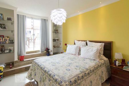 Casa à venda com 400m², 6 quartos e 2 vagasSuíte 3