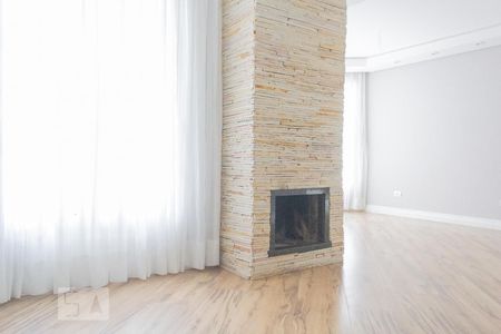 Sala de casa de condomínio para alugar com 3 quartos, 120m² em Mercês, Curitiba