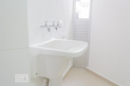 Casa de condomínio para alugar com 120m², 3 quartos e 2 vagas Casa de condomínio para alugar com 120m², 3 quartos e 2 vagasAreá de serviço