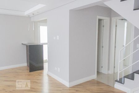 Sala de casa de condomínio para alugar com 3 quartos, 120m² em Mercês, Curitiba