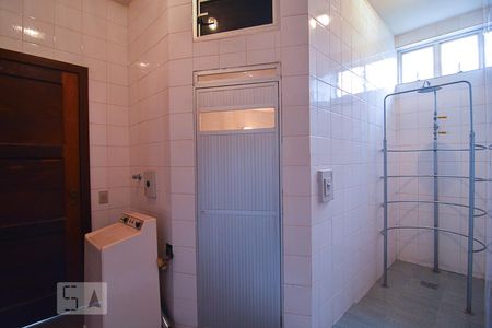 Casa à venda com 760m², 6 quartos e 8 vagasSauna