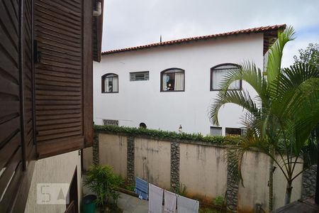 Casa à venda com 760m², 6 quartos e 8 vagasVista