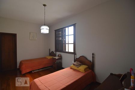 Casa à venda com 760m², 6 quartos e 8 vagasSuíte