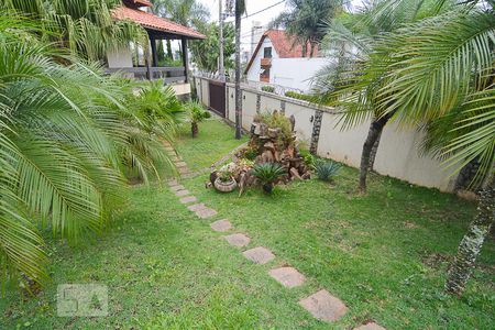 Jardins de casa à venda com 6 quartos, 760m² em Belvedere, Belo Horizonte