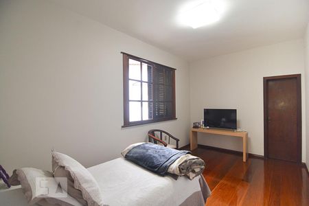 Casa à venda com 760m², 6 quartos e 8 vagasSuíte