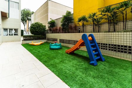 Apartamento para alugar com 83m², 3 quartos e 2 vagas Apartamento para alugar com 83m², 3 quartos e 2 vagasPlayground