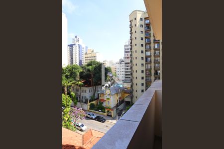 Apartamento à venda com 62m², 2 quartos e 2 vagas Apartamento à venda com 62m², 2 quartos e 2 vagasVaranda
