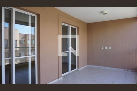 Apartamento à venda com 136m², 2 quartos e 3 vagasVaranda 1