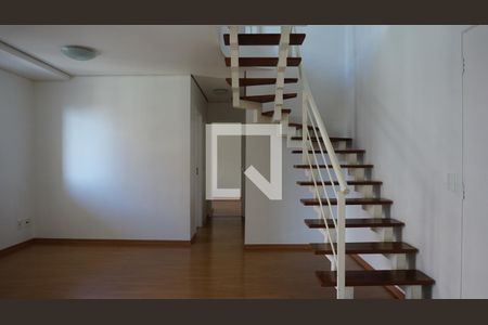 Sala de apartamento à venda com 2 quartos, 136m² em Jardim Arpoador, São Paulo