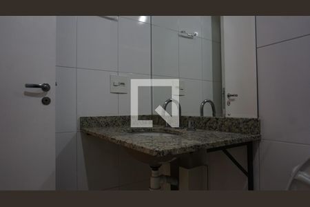 Apartamento à venda com 136m², 2 quartos e 3 vagasBanheiro 1
