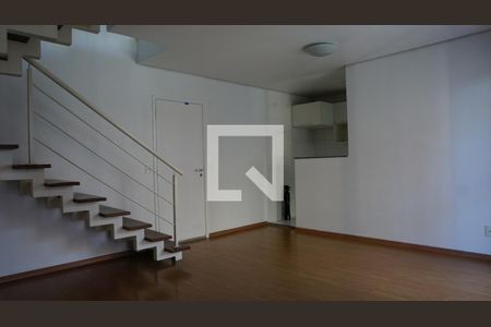 Sala de apartamento à venda com 2 quartos, 136m² em Jardim Arpoador, São Paulo