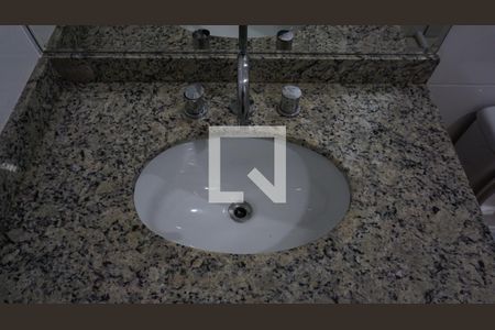 Apartamento à venda com 136m², 2 quartos e 3 vagasBanheiro 1