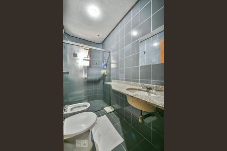 Apartamento à venda com 168m², 4 quartos e 3 vagasBanheiro social