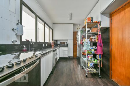 Apartamento à venda com 168m², 4 quartos e 3 vagasCozinha