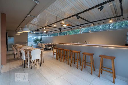 Apartamento à venda com 168m², 4 quartos e 3 vagasChurrasqueira