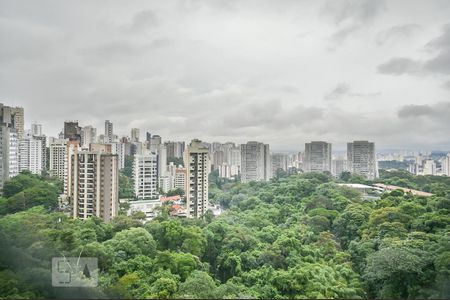 Apartamento à venda com 168m², 4 quartos e 3 vagasVista do Quarto 4