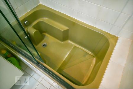 Apartamento à venda com 168m², 4 quartos e 3 vagasBanheiro da Suíte 2