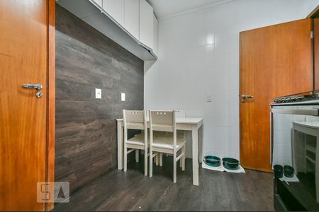 Apartamento à venda com 168m², 4 quartos e 3 vagasCozinha