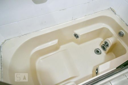 Apartamento à venda com 168m², 4 quartos e 3 vagasBanheiro da Suíte 1