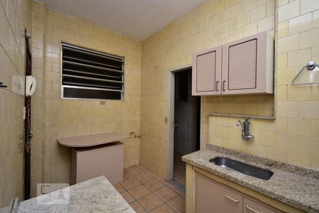 Apartamento à venda com 82m², 2 quartos e sem vagaCozinha 