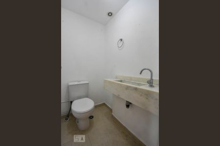 Apartamento para alugar com 184m², 3 quartos e sem vaga Apartamento para alugar com 184m², 3 quartos e sem vagaLavabo