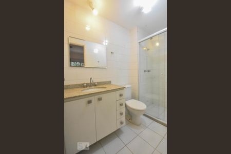 Apartamento para alugar com 184m², 3 quartos e sem vaga Apartamento para alugar com 184m², 3 quartos e sem vagaBanheiro Suíte 03