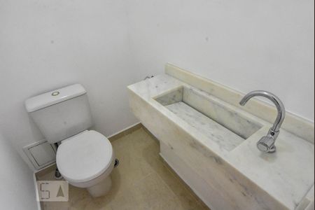 Apartamento para alugar com 184m², 3 quartos e sem vaga Apartamento para alugar com 184m², 3 quartos e sem vagaLavabo