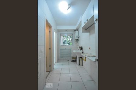 Apartamento para alugar com 184m², 3 quartos e sem vaga Apartamento para alugar com 184m², 3 quartos e sem vagaLavanderia