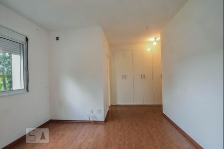 Apartamento para alugar com 184m², 3 quartos e sem vaga Apartamento para alugar com 184m², 3 quartos e sem vagaSuíte 01