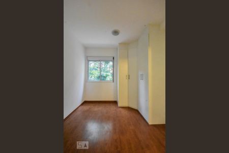 Apartamento para alugar com 184m², 3 quartos e sem vaga Apartamento para alugar com 184m², 3 quartos e sem vagaSuíte 03