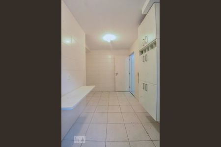Apartamento para alugar com 184m², 3 quartos e sem vaga Apartamento para alugar com 184m², 3 quartos e sem vagaCozinha