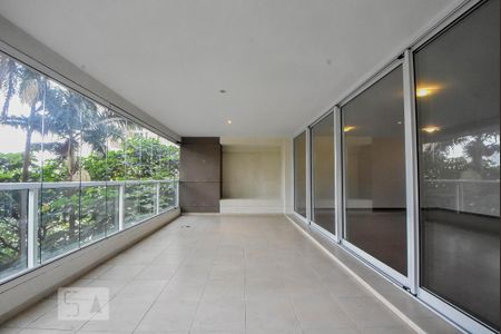 Varanda de apartamento para alugar com 3 quartos, 184m² em Campo Belo, São Paulo