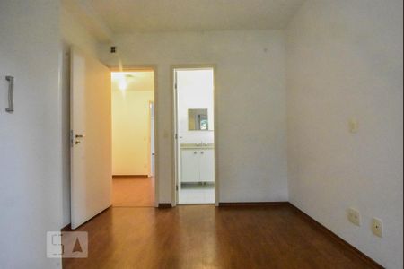 Apartamento para alugar com 184m², 3 quartos e sem vaga Apartamento para alugar com 184m², 3 quartos e sem vagaSuíte 03
