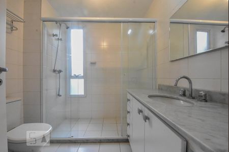 Apartamento para alugar com 184m², 3 quartos e sem vaga Apartamento para alugar com 184m², 3 quartos e sem vagaBanheiro Suíte 01
