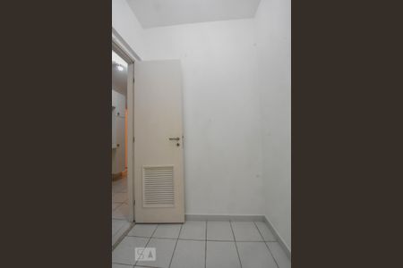 Apartamento para alugar com 184m², 3 quartos e sem vaga Apartamento para alugar com 184m², 3 quartos e sem vagaQuarto de Serviços