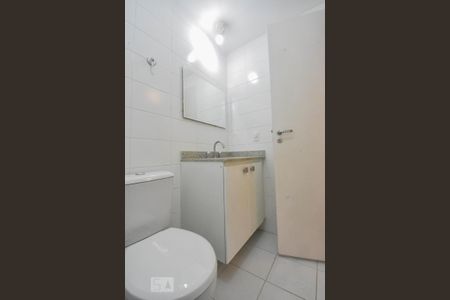 Apartamento para alugar com 184m², 3 quartos e sem vaga Apartamento para alugar com 184m², 3 quartos e sem vagaBanheiro Suíte 02