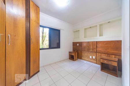 Apartamento à venda com 77m², 3 quartos e 2 vagasQuarto 3