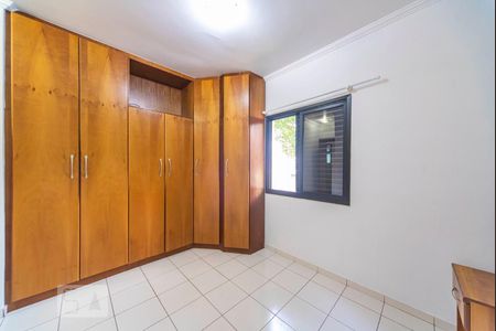 Apartamento à venda com 77m², 3 quartos e 2 vagasQuarto 3