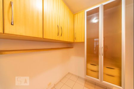 Apartamento à venda com 77m², 3 quartos e 2 vagasQuarto 1